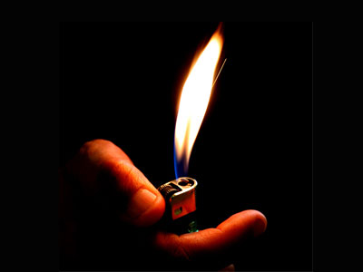 SEXUALITY: Καίω με αναπτήρα ένα σκληρό «κουνουπιδάκι» που βγάζω στο πέος μου και αυτό εξαφανίζεται για 2-3 χρόνια. Μπορεί να είναι κάτι σοβαρό;